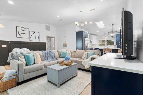 Villa ou maison à vendre à Orange City, Floride: 5 chambres, 181.16 m2 № 2202019 - photo 5
