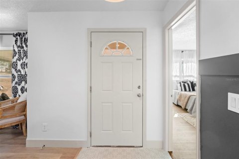 Villa ou maison à vendre à Orange City, Floride: 5 chambres, 181.16 m2 № 2202019 - photo 3