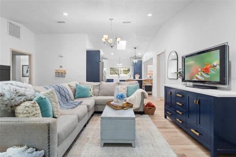 Villa ou maison à vendre à Orange City, Floride: 5 chambres, 181.16 m2 № 2202019 - photo 4