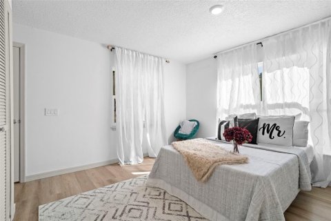 Villa ou maison à vendre à Orange City, Floride: 5 chambres, 181.16 m2 № 2202019 - photo 20