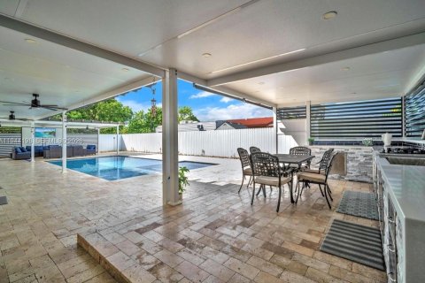 House in Homestead, Florida 4 bedrooms, 162.39 sq.m. № 2001438 - photo 24