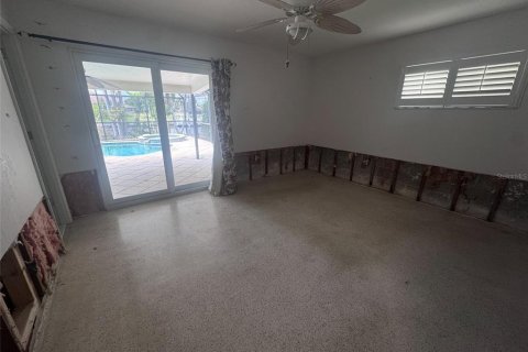 House in Punta Gorda, Florida 2 bedrooms, 119.66 sq.m. № 1900425 - photo 13