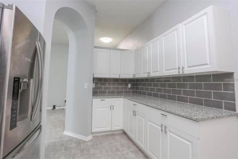 Villa ou maison à louer à Orlando, Floride: 3 chambres, 140.38 m2 № 2167566 - photo 12