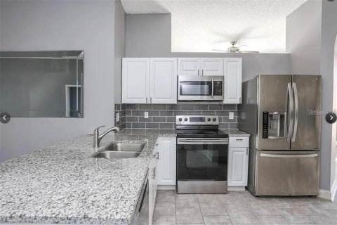 Villa ou maison à louer à Orlando, Floride: 3 chambres, 140.38 m2 № 2167566 - photo 14