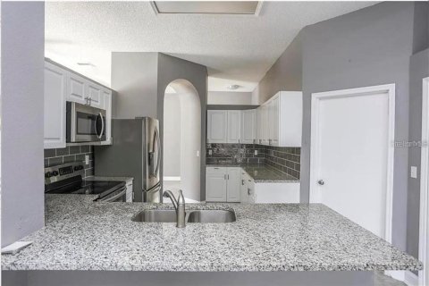 Villa ou maison à louer à Orlando, Floride: 3 chambres, 140.38 m2 № 2167566 - photo 13