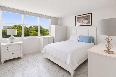 Copropriété à vendre à North Miami, Floride: 2 chambres, 121.14 m2 № 2157135 - photo 22