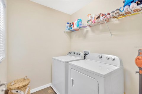 Townhouse in Lutz, Florida 4 bedrooms, 207.17 sq.m. № 1872837 - photo 22