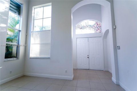 House in Homestead, Florida 5 bedrooms, 231.7 sq.m. № 2004888 - photo 7