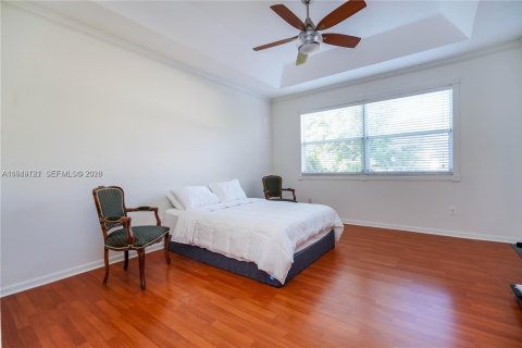 House in Homestead, Florida 5 bedrooms, 231.7 sq.m. № 2004888 - photo 21