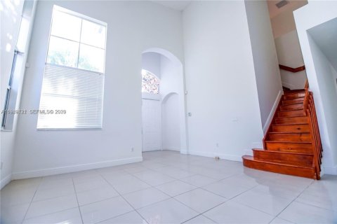 House in Homestead, Florida 5 bedrooms, 231.7 sq.m. № 2004888 - photo 8
