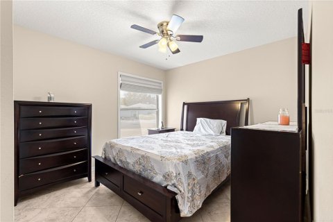 House in The Villages, Florida 2 bedrooms, 118.73 sq.m. № 1655895 - photo 12