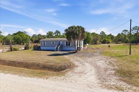 Villa ou maison à vendre à Clewiston, Floride: 3 chambres № 2240509 - photo 21