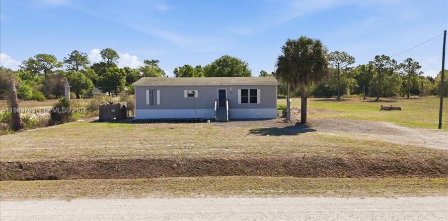 Villa ou maison à Clewiston, Floride 3 chambres № 2240509