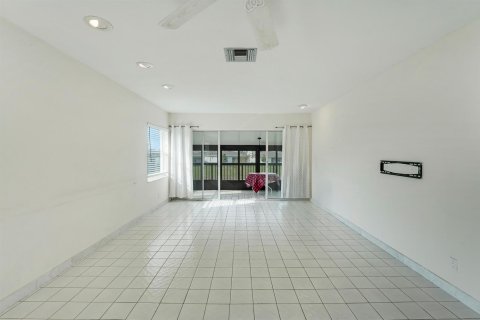 Condominio en alquiler en Delray Beach, Florida, 2 dormitorios, 111.95 m2 № 2085327 - foto 19