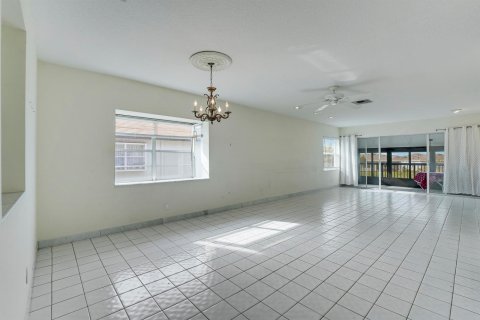 Condominio en alquiler en Delray Beach, Florida, 2 dormitorios, 111.95 m2 № 2085327 - foto 16