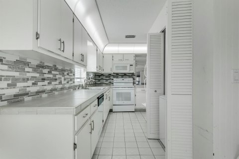 Condominio en alquiler en Delray Beach, Florida, 2 dormitorios, 111.95 m2 № 2085327 - foto 11
