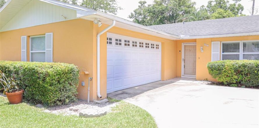 Villa ou maison à Lakeland, Floride 3 chambres, 155.52 m2 № 1846347