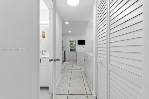 Adosado en venta en Miami Gardens, Florida, 3 dormitorios, 120.03 m2 № 1887684 - foto 9