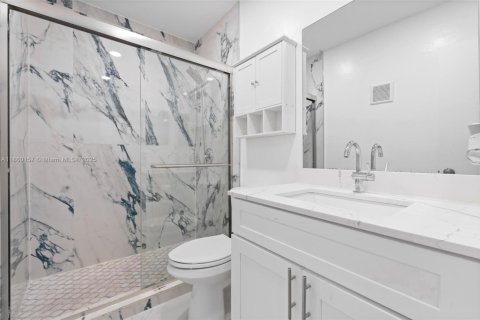 Adosado en venta en Miami Gardens, Florida, 3 dormitorios, 120.03 m2 № 1887684 - foto 24