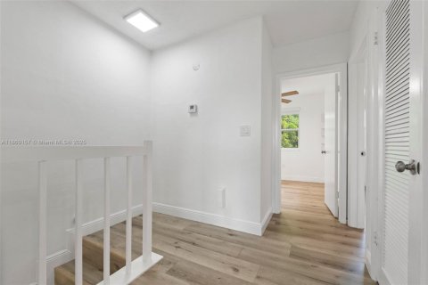 Adosado en venta en Miami Gardens, Florida, 3 dormitorios, 120.03 m2 № 1887684 - foto 19