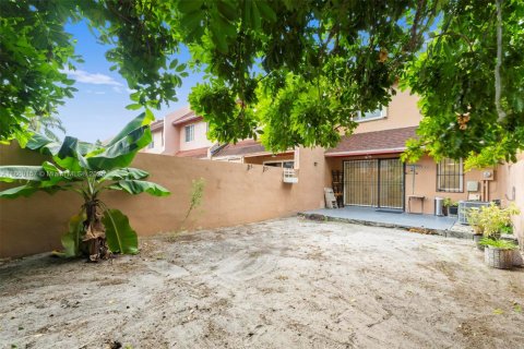 Adosado en venta en Miami Gardens, Florida, 3 dormitorios, 120.03 m2 № 1887684 - foto 17