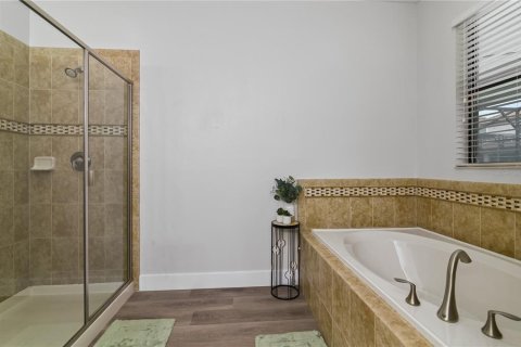 Casa en venta en Davenport, Florida, 9 dormitorios, 363.15 m2 № 1368146 - foto 22