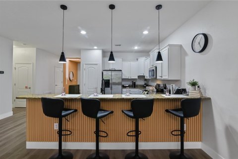 Casa en venta en Davenport, Florida, 9 dormitorios, 363.15 m2 № 1368146 - foto 9