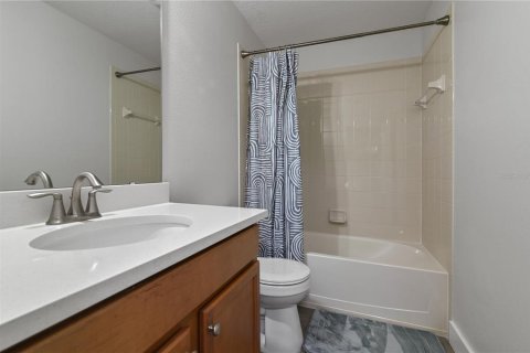 Casa en venta en Davenport, Florida, 9 dormitorios, 363.15 m2 № 1368146 - foto 30
