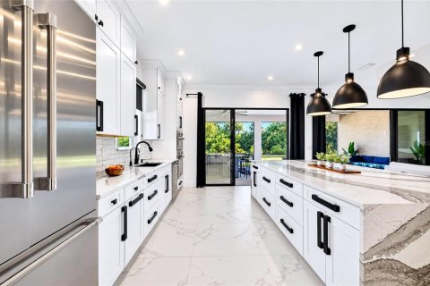 Casa en venta en Bradenton, Florida, 4 dormitorios, 290.32 m2 № 2427248 - foto 16