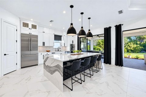 Casa en venta en Bradenton, Florida, 4 dormitorios, 290.32 m2 № 2427248 - foto 13