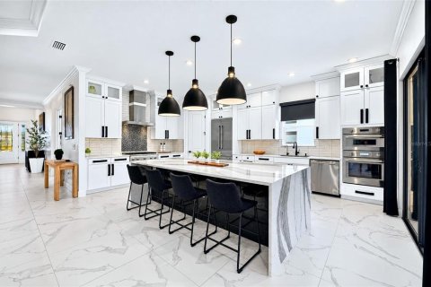 Casa en venta en Bradenton, Florida, 4 dormitorios, 290.32 m2 № 2427248 - foto 14
