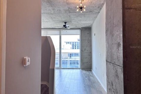 Condominio en venta en Orlando, Florida, 1 dormitorio, 67.73 m2 № 1678983 - foto 3