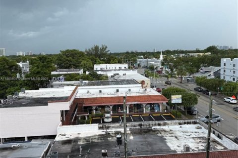 Condominio en alquiler en Miami, Florida, 2 dormitorios, 4977.8 m2 № 1979264 - foto 14