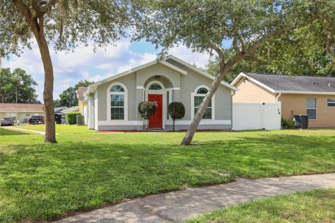 Villa ou maison à Winter Springs, Floride 3 chambres, 102.29 m2 № 2313309