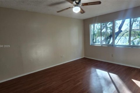 Condominio en alquiler en Homestead, Florida, 2 dormitorios, 99.87 m2 № 1949043 - foto 20