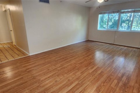 Condominio en alquiler en Homestead, Florida, 2 dormitorios, 99.87 m2 № 1949043 - foto 12