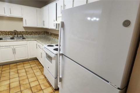 Condominio en alquiler en Homestead, Florida, 2 dormitorios, 99.87 m2 № 1949043 - foto 19