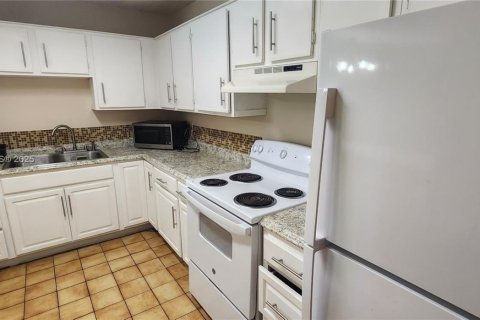 Condominio en alquiler en Homestead, Florida, 2 dormitorios, 99.87 m2 № 1949043 - foto 14