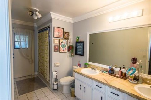 Casa en venta en Kissimmee, Florida, 3 dormitorios, 171.13 m2 № 2239273 - foto 28
