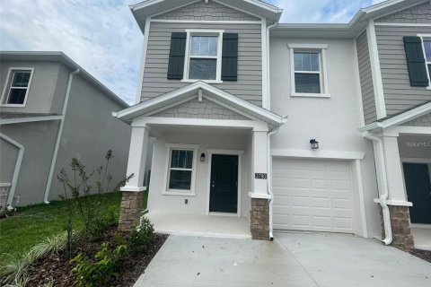 Townhouse in Davenport, Florida 3 bedrooms, 175.4 sq.m. № 2350080