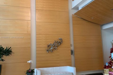 Снять в аренду кондоминиум в Майами, Флорида 1 спальня, 63.08м2, № 2060591 - фото 4