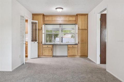 House in Ocoee, Florida 3 bedrooms, 135.08 sq.m. № 2102116 - photo 8