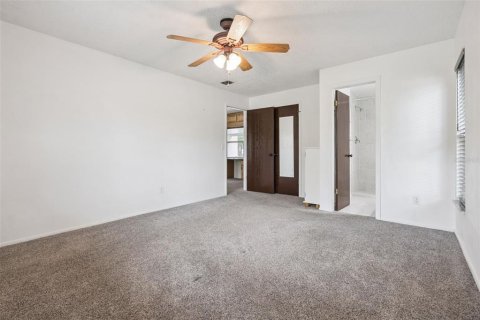 House in Ocoee, Florida 3 bedrooms, 135.08 sq.m. № 2102116 - photo 17