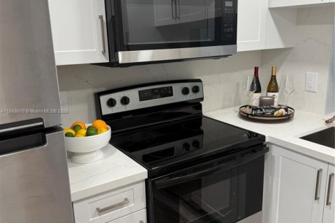 Copropriété à louer à Davie, Floride: 1 chambre, 80.82 m2 № 1850573 - photo 8