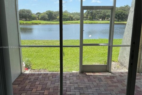 Copropriété à louer à Davie, Floride: 1 chambre, 80.82 m2 № 1850573 - photo 12