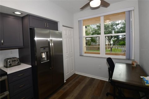 Condo in Saint Petersburg, Florida, 2 bedrooms  № 1869594 - photo 5
