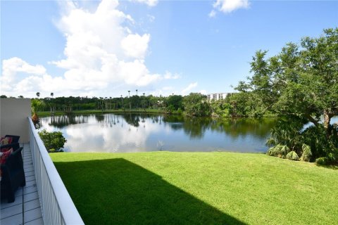 Condo in Saint Petersburg, Florida, 2 bedrooms  № 1869594 - photo 29