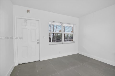 Apartment in Hollywood, Florida 1 bedroom, 60.39 sq.m. № 2011676 - photo 9