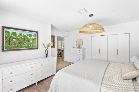 House in Oakland Park, Florida 4 bedrooms, 143.44 sq.m. № 1748965 - photo 24