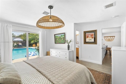 House in Oakland Park, Florida 4 bedrooms, 143.44 sq.m. № 1748965 - photo 22